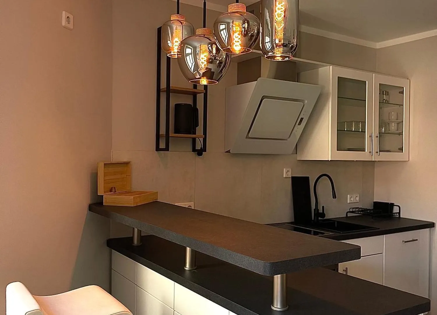 Design Apartment Auf 2 Etagen Mit Balkon Nahe Isar & Innenstadt Muenchen 0*, München Tyskland