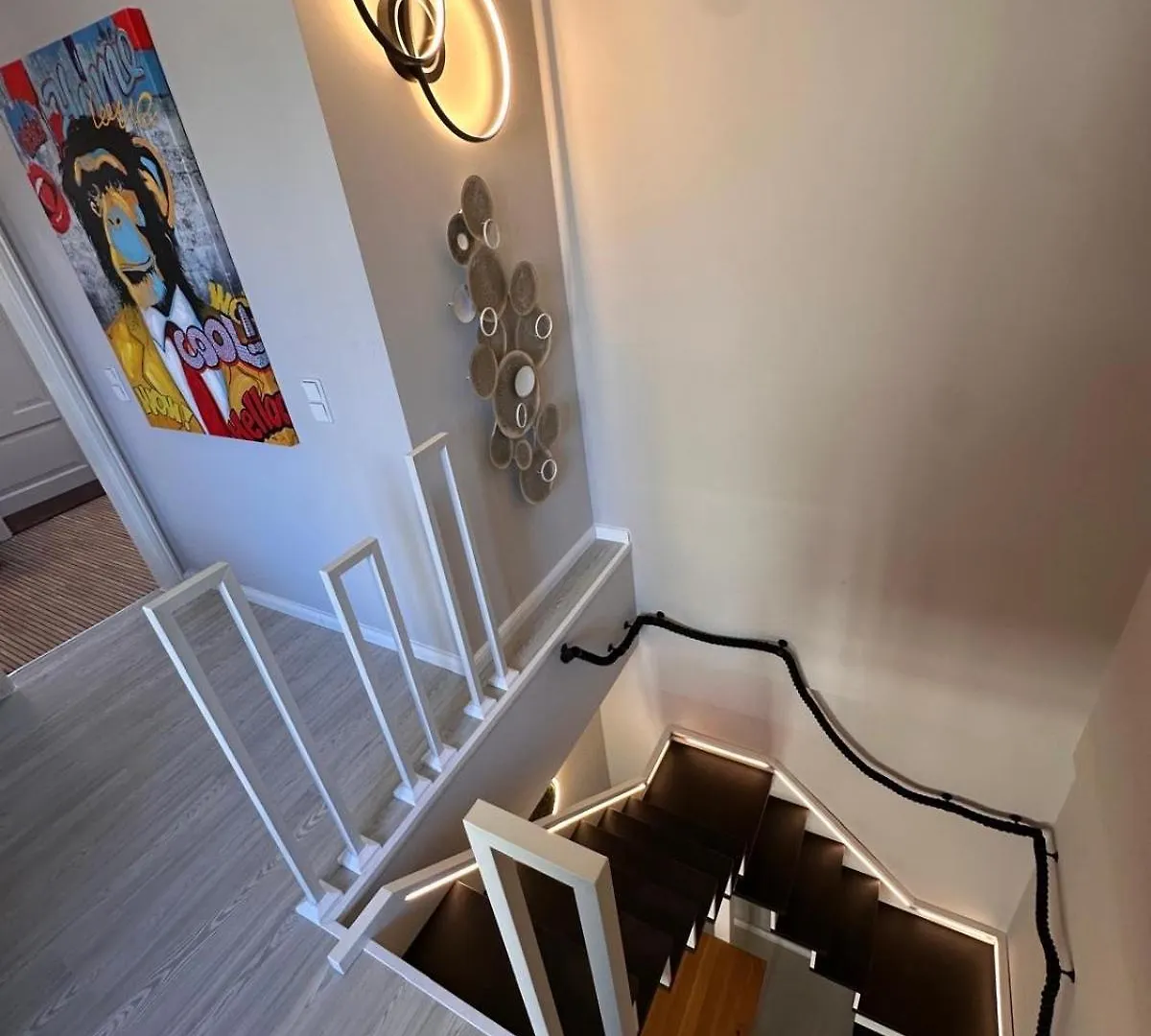 Design Apartment Auf 2 Etagen Mit Balkon Nahe Isar & Innenstadt Muenchen